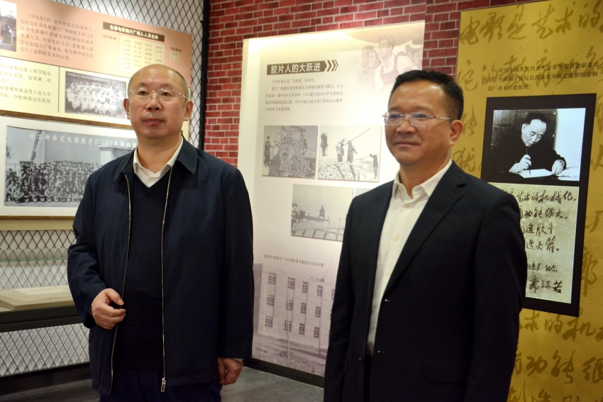 大唐國(guó)際副總經(jīng)理冷耀軍一行到中國(guó)樂凱走訪交流