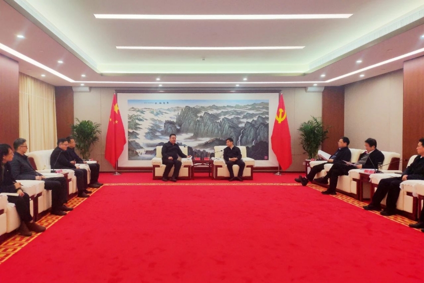 李東會(huì)見南陽(yáng)市委書記王智慧